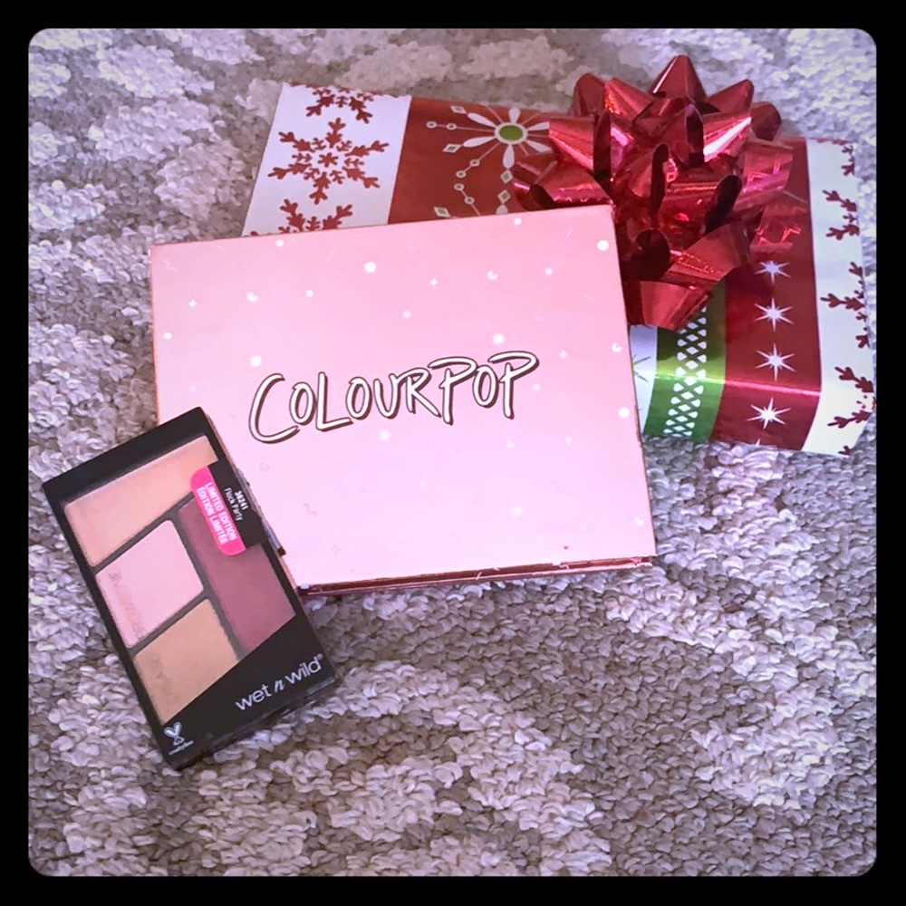 Eyeshadow Palette Bundle - Picture 1 of 4